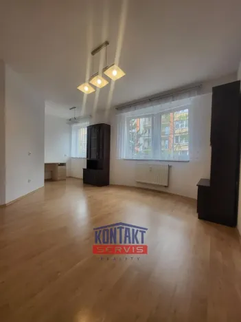 Pronájem bytu 2+kk, České Budějovice, J. Š. Baara, 70 m2