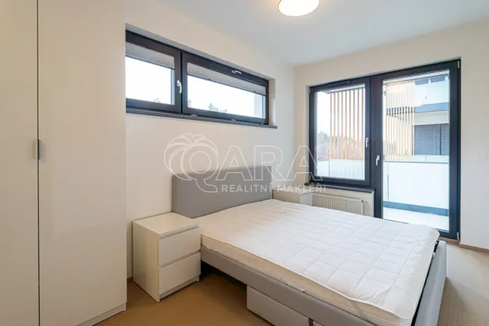 Pronájem bytu 2+kk, Praha - Malešice, Azzoniho, 51 m2