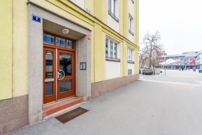 Pronájem bytu 2+1, Hradec Králové - Pražské Předměstí, U Koruny, 60 m2