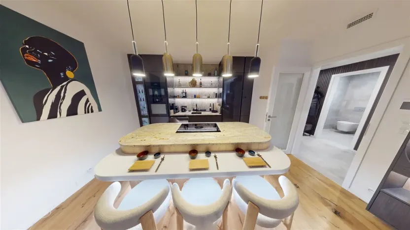 Pronájem garážového stání, Praha - Strašnice, Ramonova, 64 m2