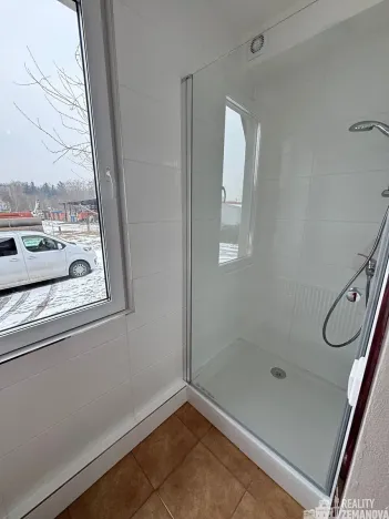 Pronájem komerční nemovitosti, Praha - Modřany, Do koutů, 41 m2