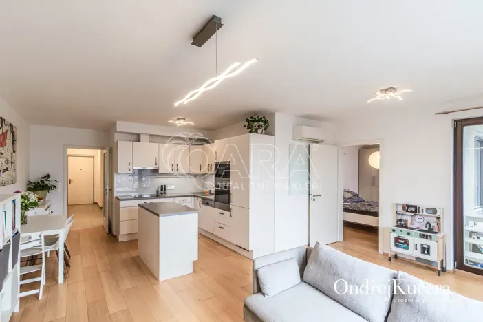 Pronájem bytu 4+kk, Praha - Dolní Chabry, K Beranovu, 188 m2