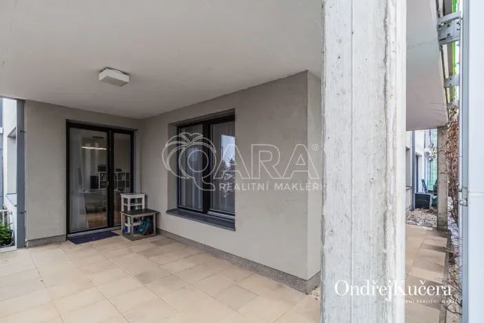 Pronájem bytu 4+kk, Praha - Dolní Chabry, K Beranovu, 188 m2