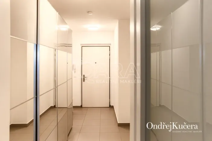 Pronájem bytu 4+kk, Praha - Dolní Chabry, K Beranovu, 188 m2