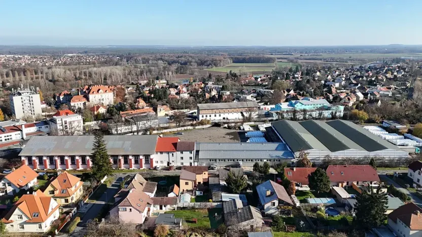 Pronájem skladu, Brandýs nad Labem-Stará Boleslav, U jízdárny, 7928 m2