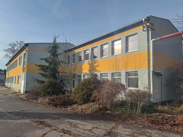 Dražba skladu, Pardubice, 5239 m2