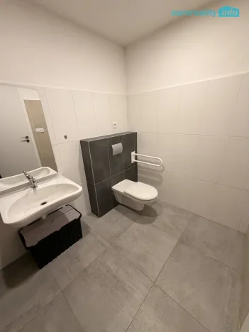 Pronájem kanceláře, Mariánské Lázně, Máchova, 25 m2