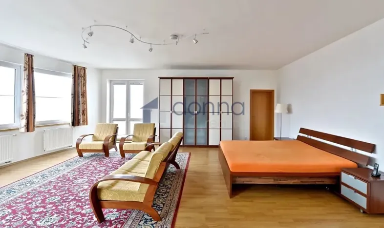 Pronájem kanceláře, Praha, Nový Zlíchov, 839 m2