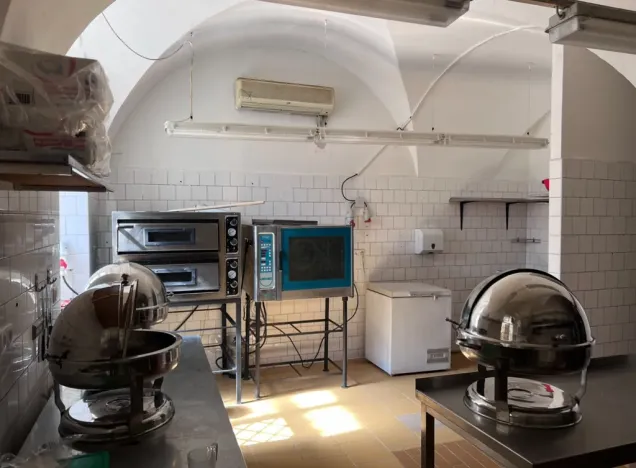 Pronájem restaurace, Hradec Králové, Velké náměstí, 179 m2