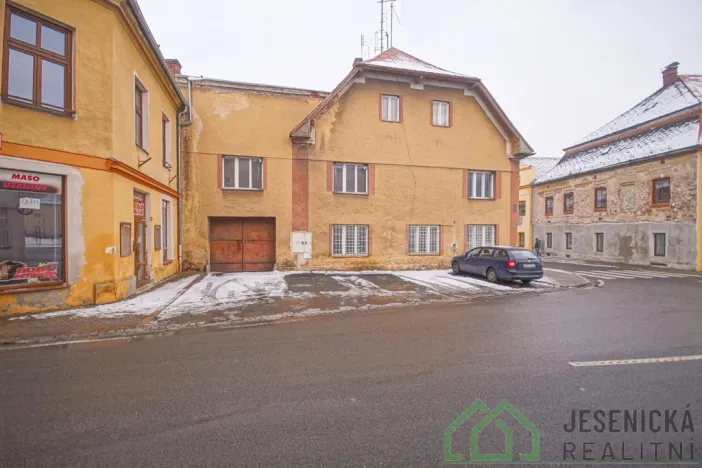 Prodej rodinného domu, Javorník, 17. listopadu, 790 m2