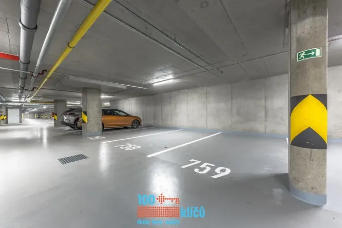 Pronájem bytu 2+kk, Praha - Modřany, Mezi vodami, 55 m2