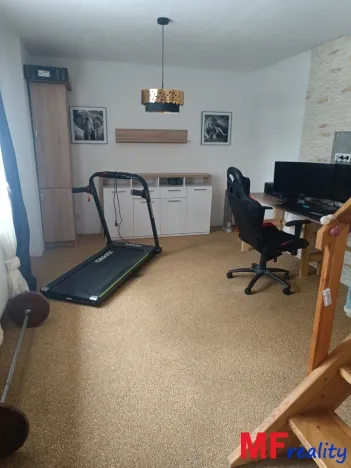 Prodej rodinného domu, Hořiněves, 82 m2