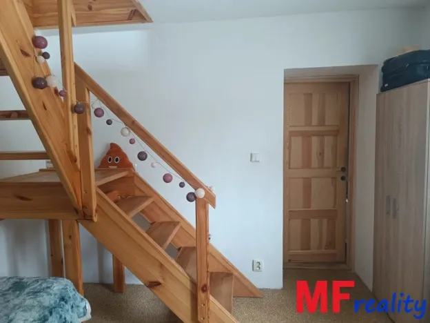 Prodej rodinného domu, Hořiněves, 82 m2