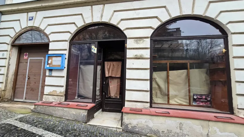 Pronájem obchodního prostoru, Roudnice nad Labem, Arnoštova, 70 m2
