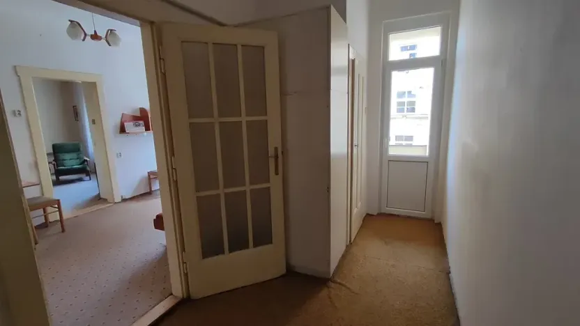 Pronájem bytu 2+kk, Praha - Žižkov, Buchovcova, 47 m2