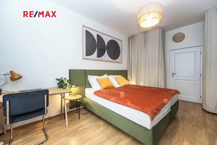 Pronájem bytu 3+kk, Praha - Žižkov, Milíčova, 69 m2