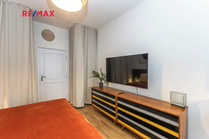 Pronájem bytu 3+kk, Praha - Žižkov, Milíčova, 69 m2