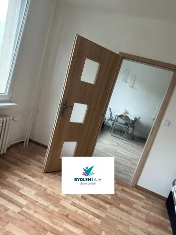 Pronájem bytu 1+1, Krupka, Karla Čapka, 35 m2