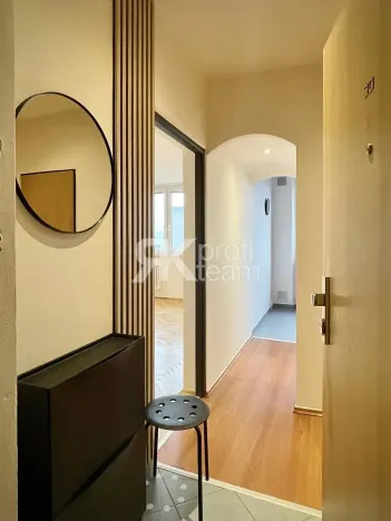 Pronájem bytu 2+1, Ostrava, Výškovická, 56 m2