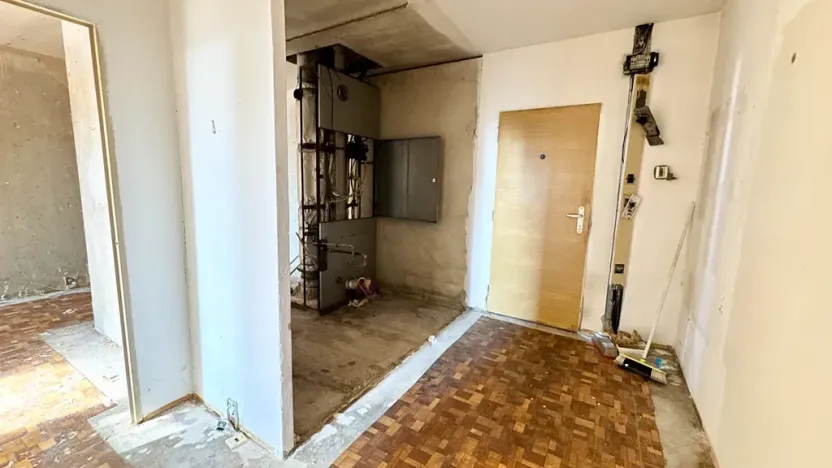 Pronájem bytu 2+kk, Praha - Hloubětín, Kardašovská, 44 m2