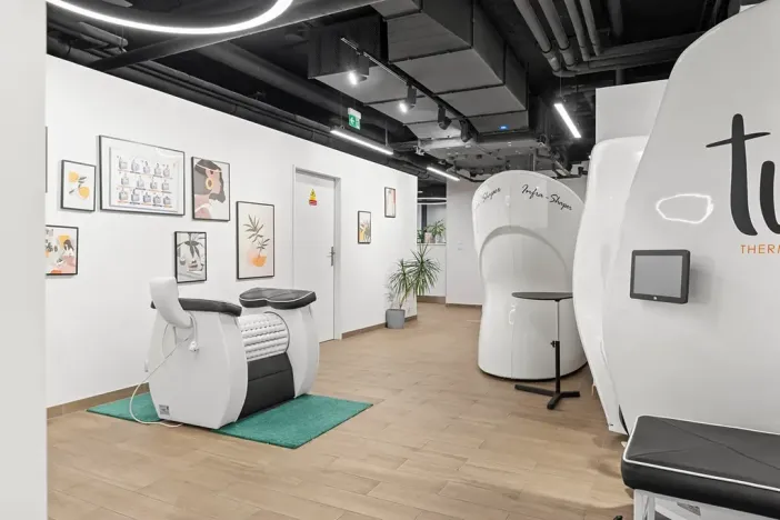 Pronájem obchodního prostoru, Praha - Karlín, Sokolovská, 363 m2