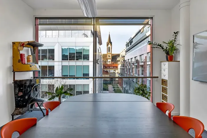 Pronájem kanceláře, Praha - Karlín, Křižíkova, 467 m2