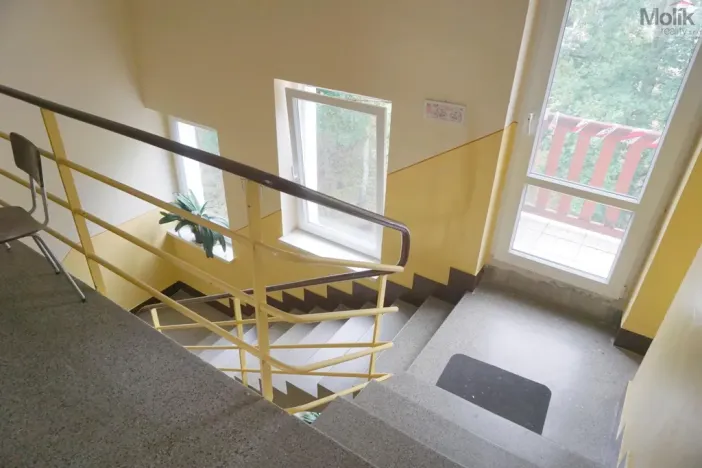 Prodej bytu 1+kk, Litvínov - Horní Litvínov, Podkrušnohorská, 33 m2