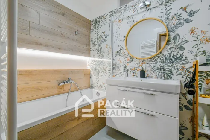 Prodej bytu 2+1, Hlubočky, Gagarinova, 57 m2