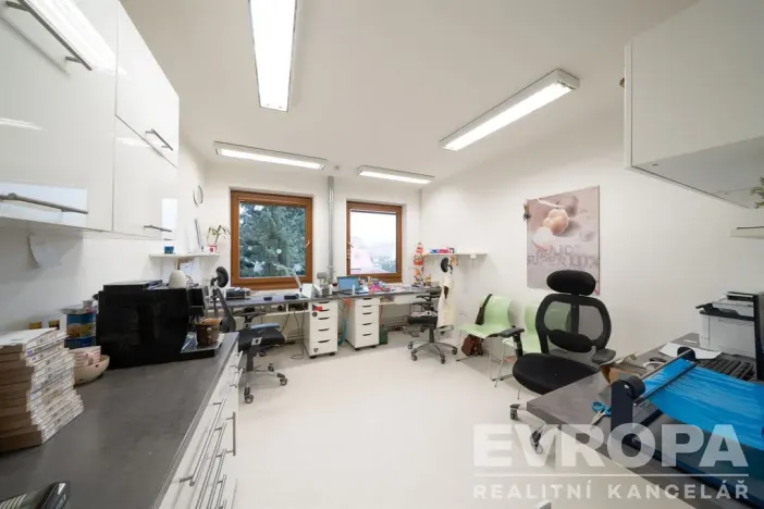 Prodej rodinného domu, Hořice, náměstí Jiřího z Poděbrad, 330 m2