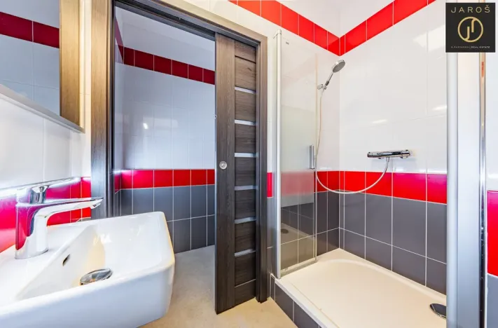 Pronájem obchodního prostoru, Praha - Hlubočepy, Voskovcova, 102 m2