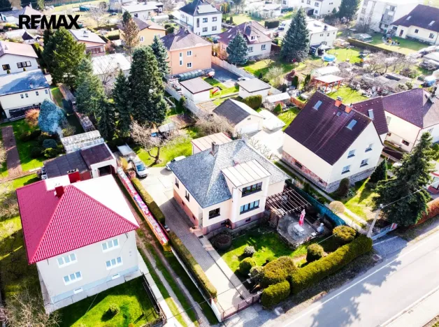 Prodej rodinného domu, Komárov, Sokolská, 300 m2