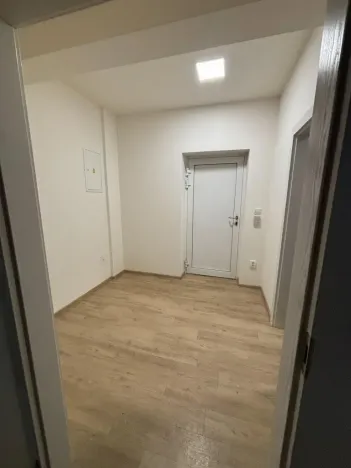 Pronájem bytu 1+kk, Kralupy nad Vltavou, Náměstí G. Karse, 50 m2