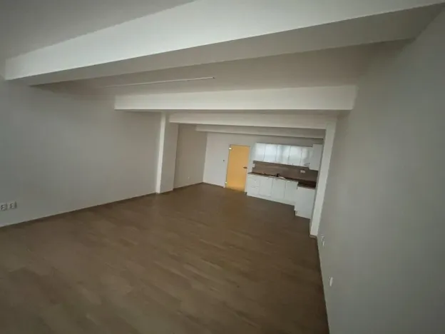 Pronájem bytu 1+kk, Kralupy nad Vltavou, Náměstí G. Karse, 50 m2