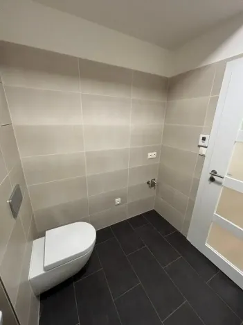 Pronájem bytu 1+kk, Kralupy nad Vltavou, Náměstí G. Karse, 50 m2