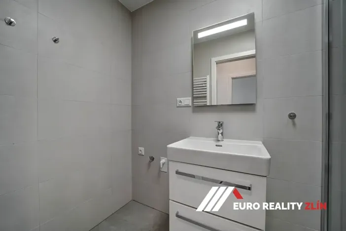 Pronájem bytu 2+kk, Zlín, Ševcovská, 61 m2