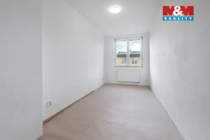 Prodej bytu 3+1, Srby, 72 m2