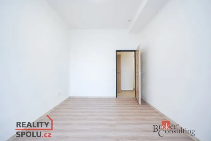 Pronájem bytu 2+kk, Mlékojedy, 51 m2