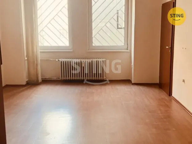 Pronájem kanceláře, Ostrava, Denisova, 132 m2