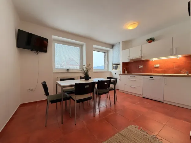 Prodej apartmánu, Staré Město - Stříbrnice, 60 m2