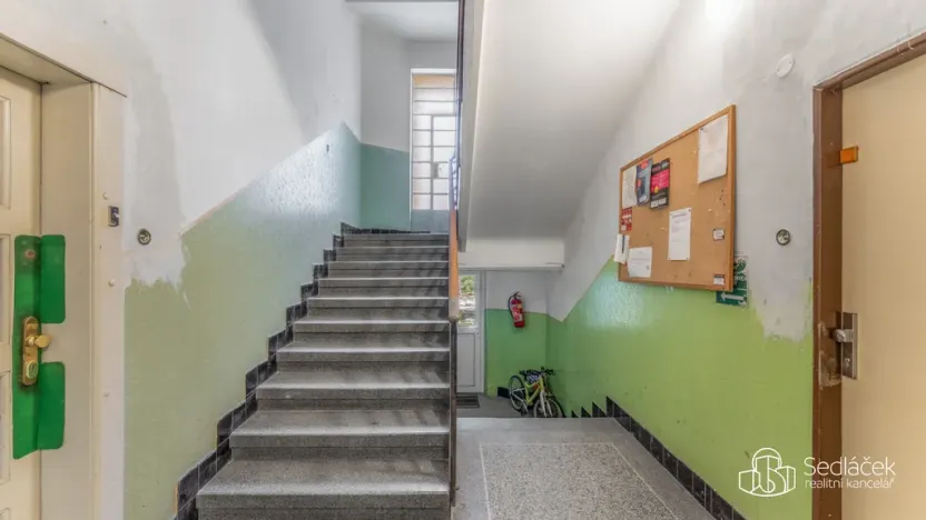 Prodej atypického bytu, Praha - Nusle, U Jezerky, 39 m2