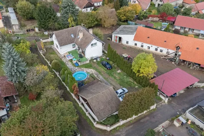 Prodej vícegeneračního domu, Kytín, 330 m2