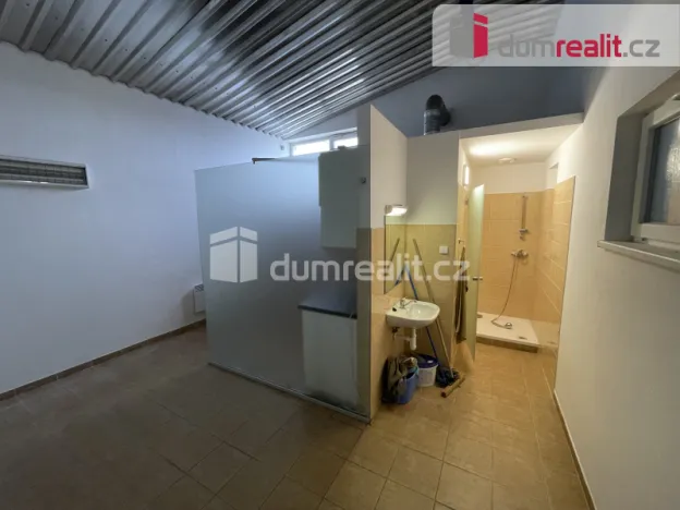 Pronájem výrobních prostor, Příbram - Příbram I, V Lukách, 677 m2