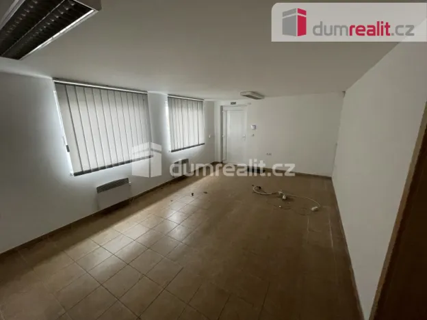 Pronájem výrobních prostor, Příbram - Příbram I, V Lukách, 677 m2