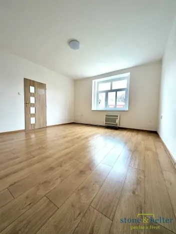 Pronájem bytu 2+kk, Louny, Poděbradova, 48 m2