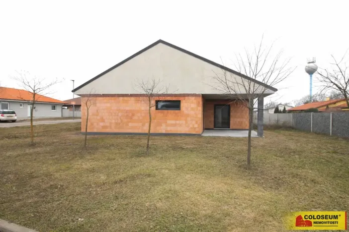 Prodej rodinného domu, Hrádek, 105 m2