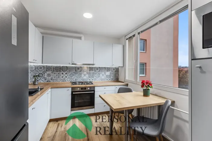 Prodej bytu 2+1, Rakovník, Čs. legií, 62 m2