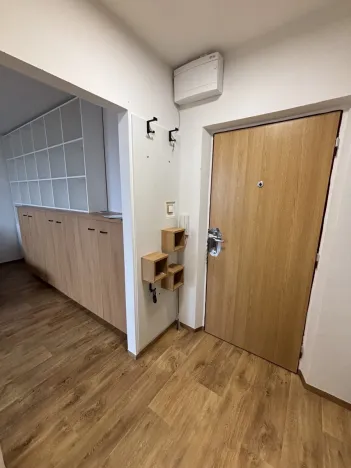 Pronájem bytu 1+kk, Hradec Králové, Jungmannova, 30 m2