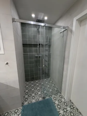 Pronájem bytu 1+kk, Praha - Vinohrady, Šrobárova, 36 m2