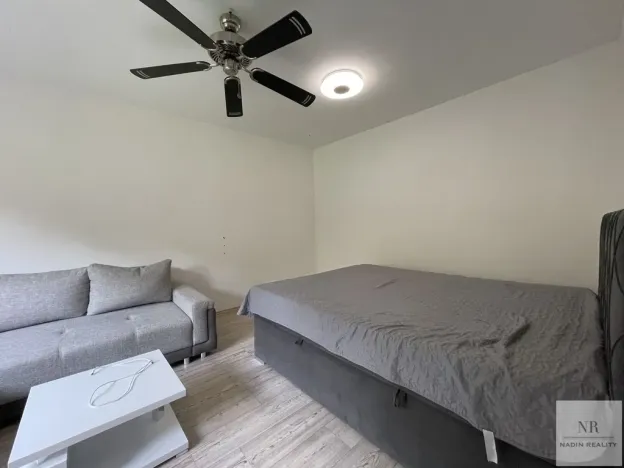 Pronájem bytu 1+1, Karlovy Vary, Východní, 35 m2