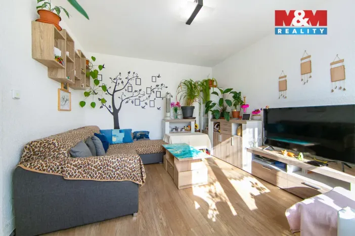 Prodej bytu 3+1, Toužim, Sídliště, 85 m2